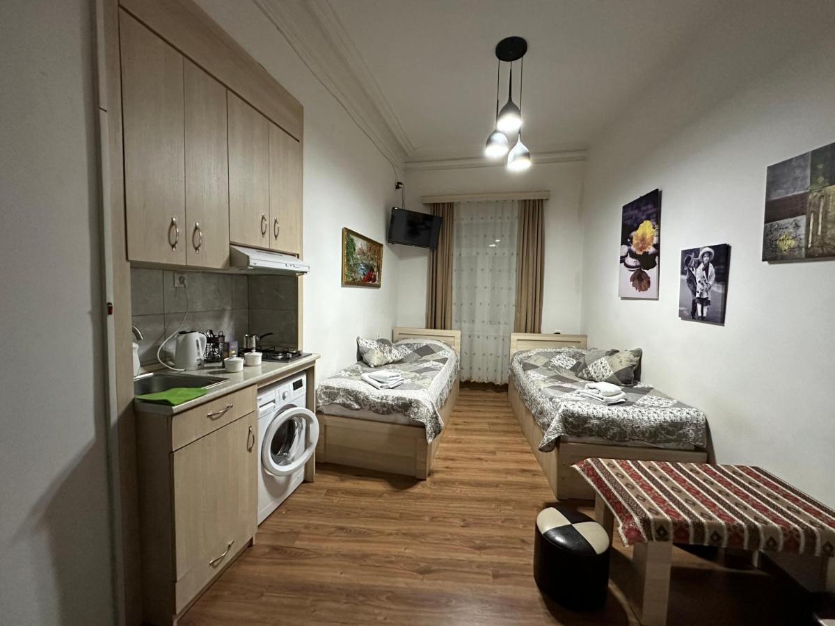 Leselidze Guest House Tbilisi Luaran gambar